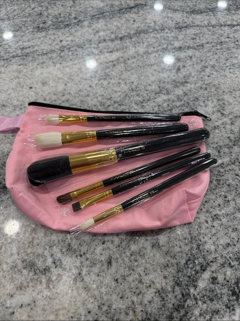 MAC Cosmetics 7 Piece Pink & Black Makeup Brush Set with Gold Ferrules